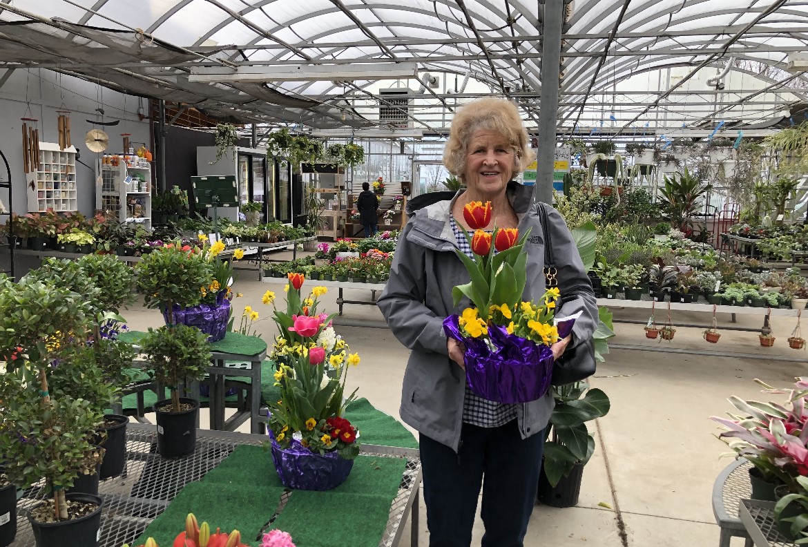 Bud ’n Bloom Garden Club digs in at spring News, Sports, Jobs Observer Today